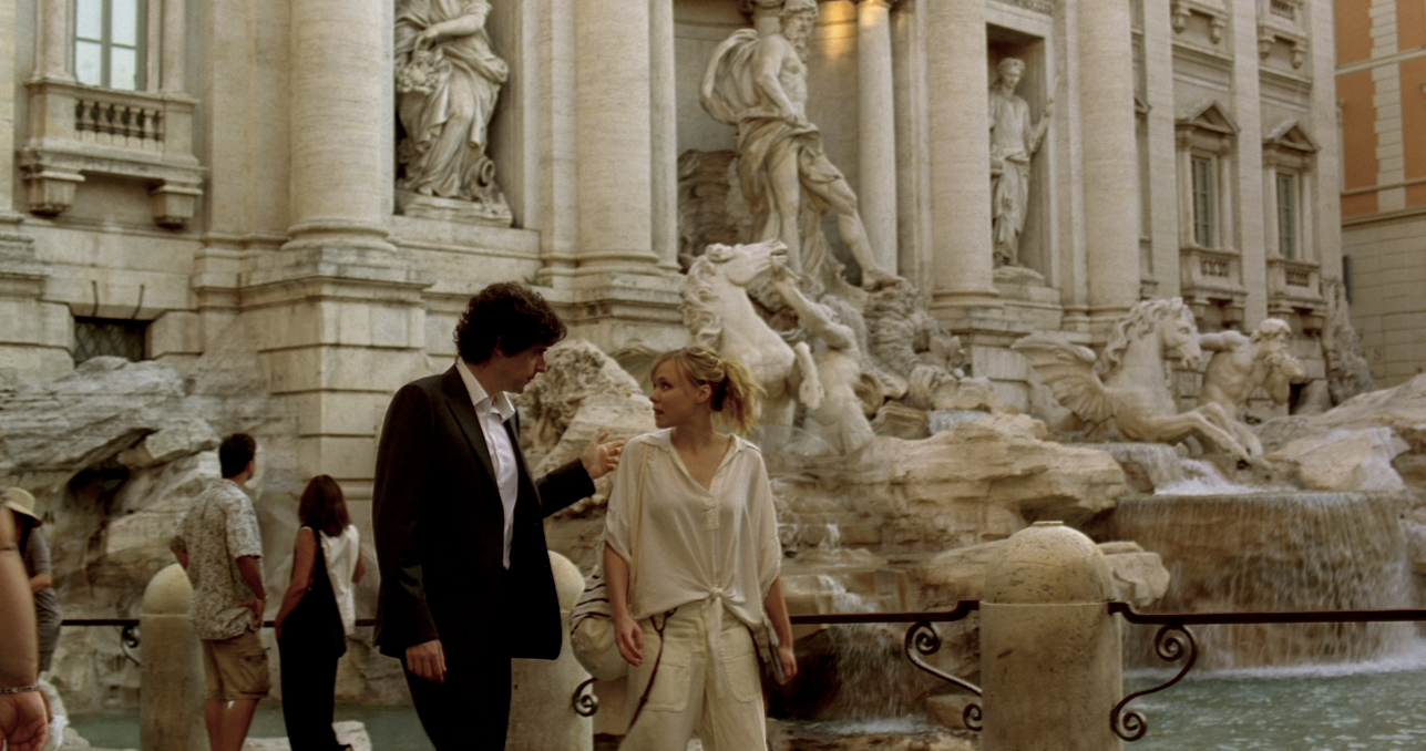 TO ROME WITH LOVE - Directed by Woody Allen - Ext. Fontana di Trevi - ©2012 - Sony Pictures
